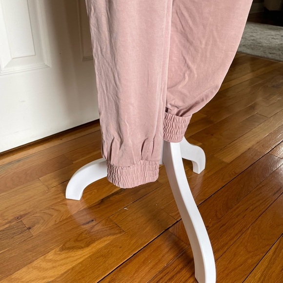 NWOT EXPRESS LOUGE  SET - Picture 3 of 12